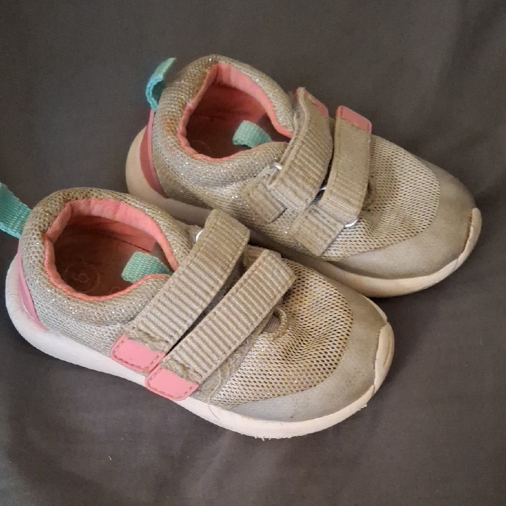 Cat & Jack Kids' Sneakers in Tan and Pink